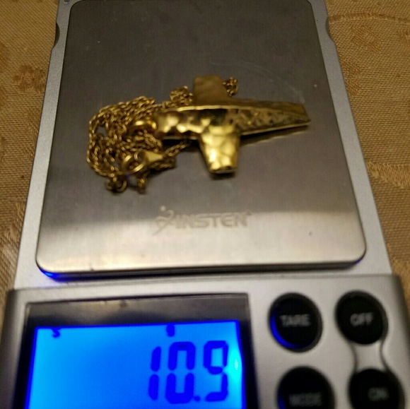 Trifari necklace with a cross pendant - Picture 4 of 8